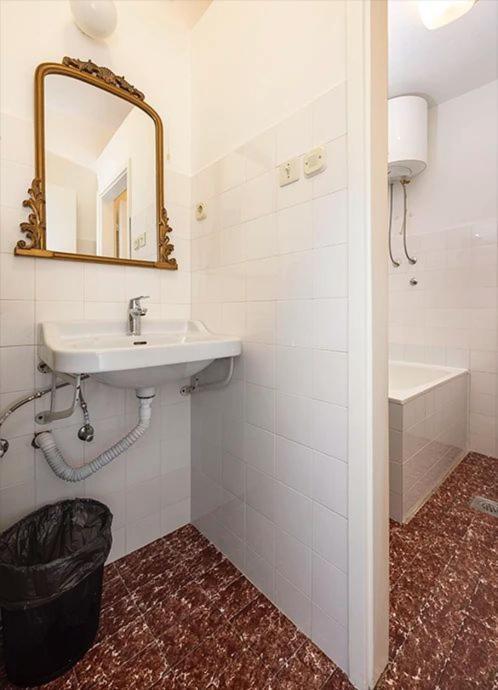 Apartments Irena Tučepi Εξωτερικό φωτογραφία