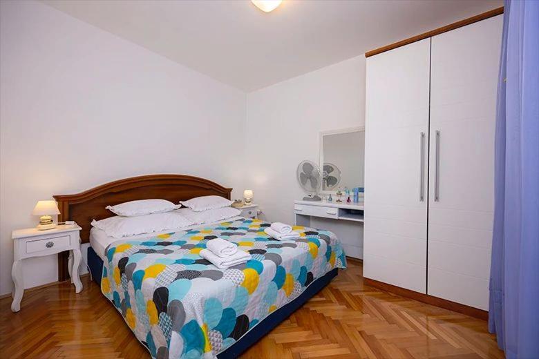 Apartments Irena Tučepi Εξωτερικό φωτογραφία