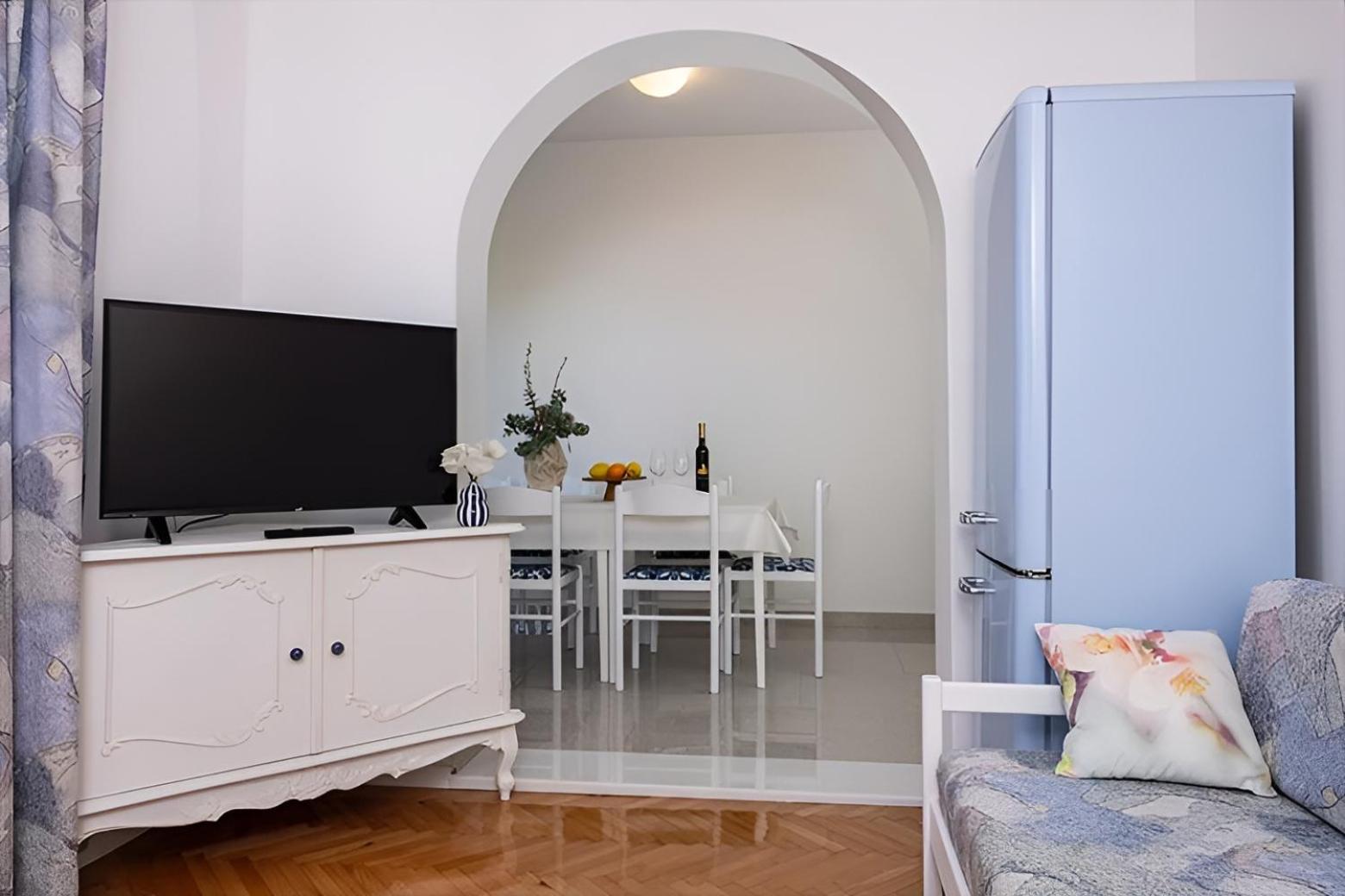 Apartments Irena Tučepi Εξωτερικό φωτογραφία